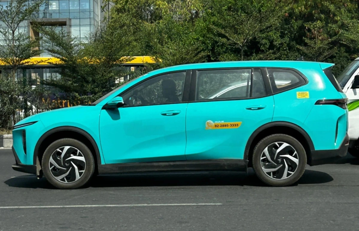 New Vinfast Limo Green electric taxi spotted in India